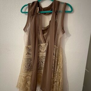 RYE clothing top with slip included